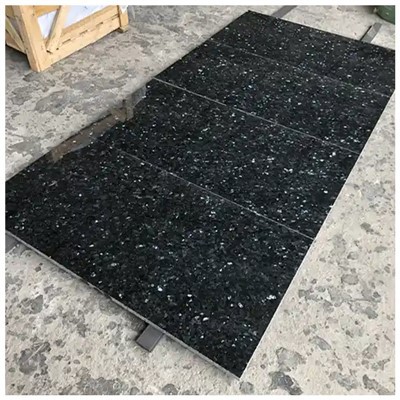 Gwenithfaen Perlog Emerald